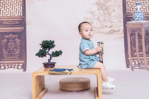 玉田宝宝几个月可以笑出声